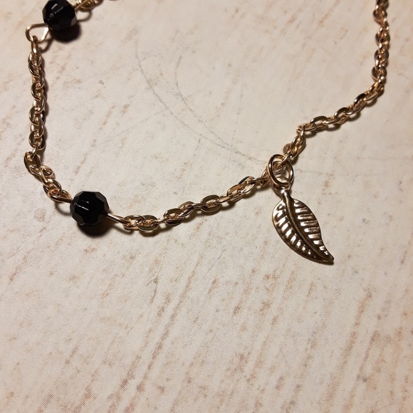 Gold Layered Chain Coin Leaf Black Beaded Necklace - Picture 3 of 6